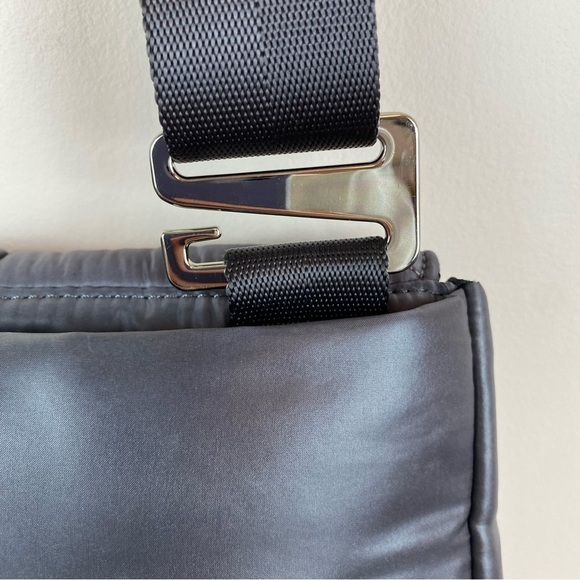 Caraa X Athleta Puffer Grey Satin Lightweight Crossbody Bag - Picture 8 of 12